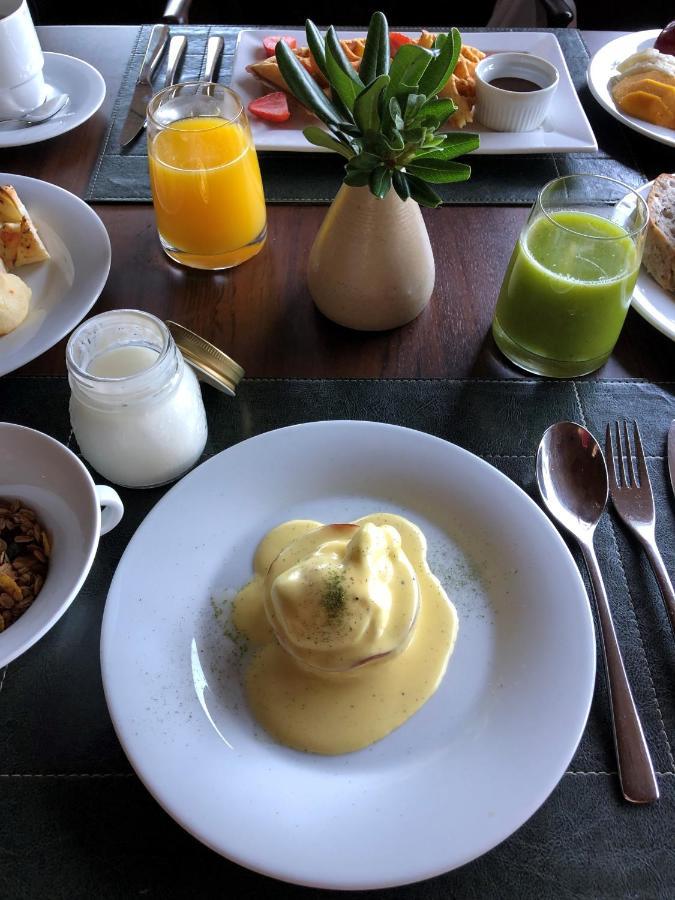 B Hotel Brasília Zewnętrze zdjęcie A plate of buñuelos